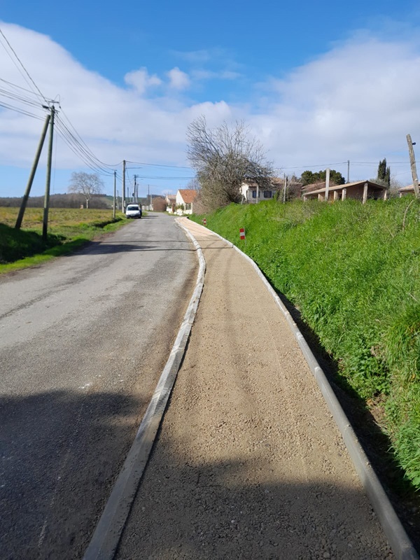 Chemin piétonnier à Lagrâce-Dieu